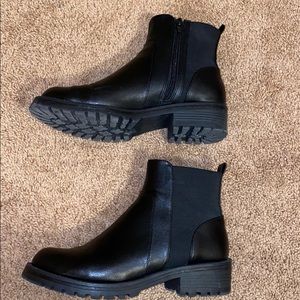 Women's Chunky Combat Boot